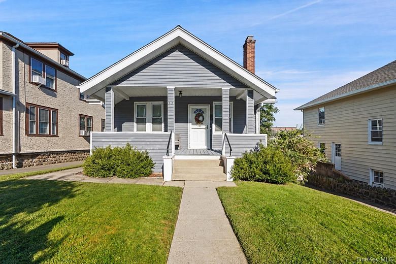 315 Stanley Avenue