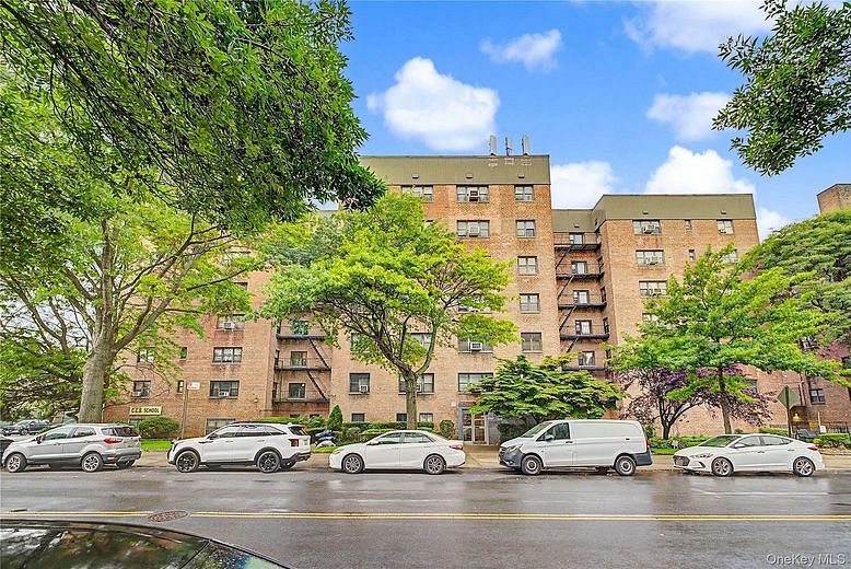 3170 138th Street #5F