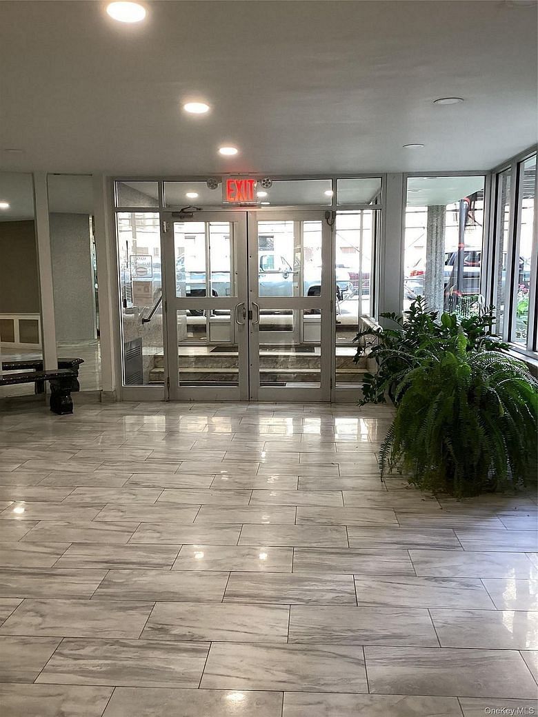 3176 Decatur Avenue #4F