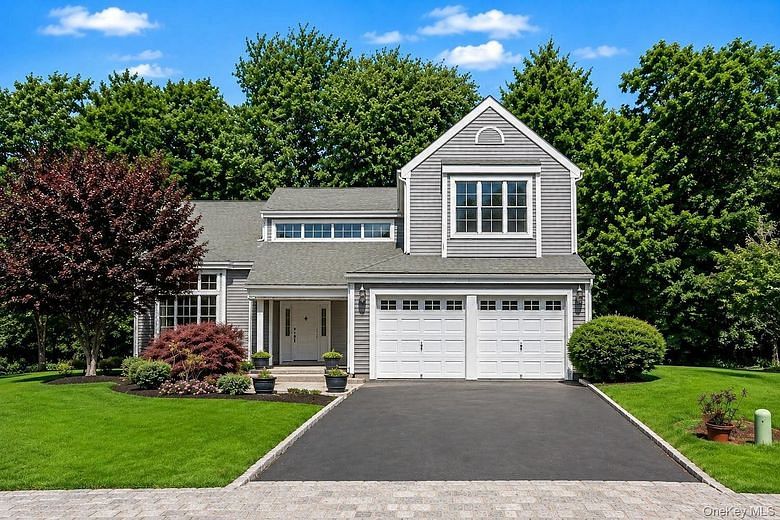 3176 Woodfield Court