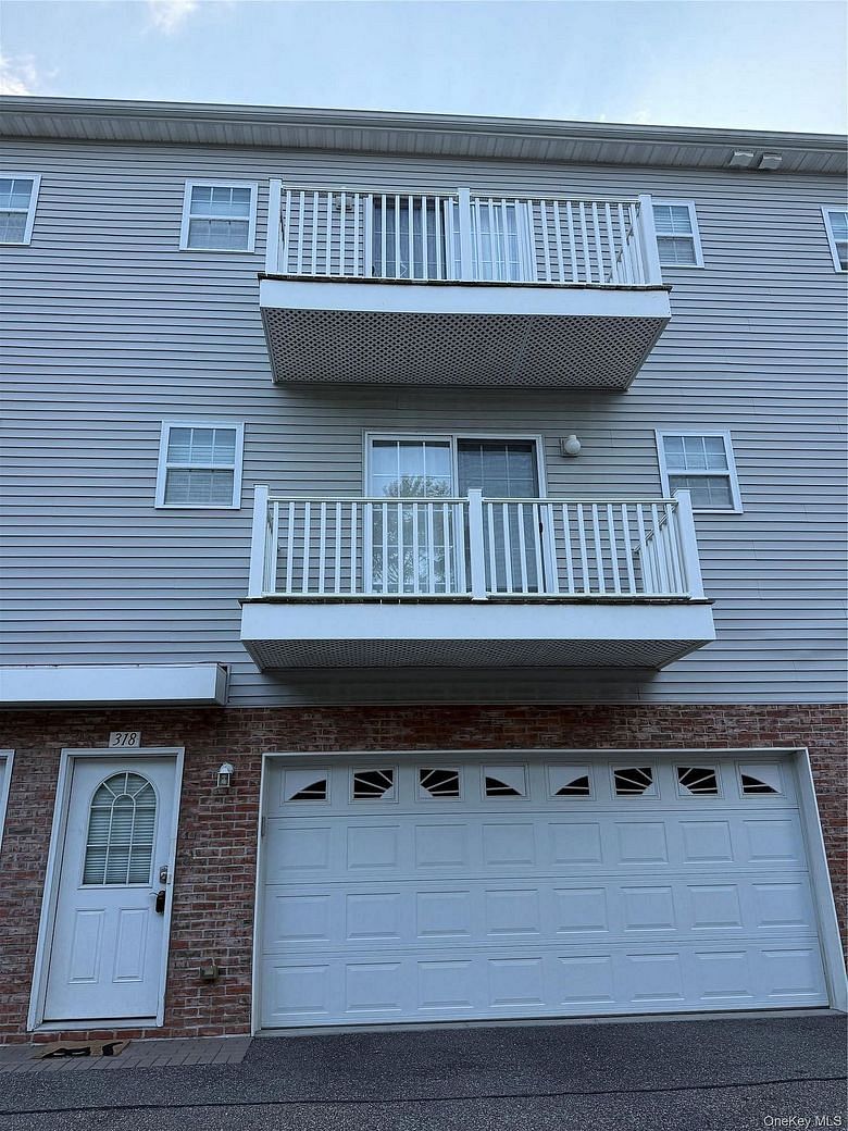 318 Cross Street #2