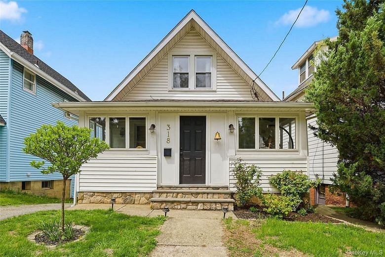 318 Union Avenue