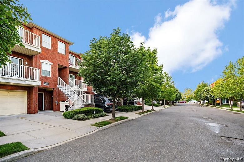 319 Endeavor Place #43