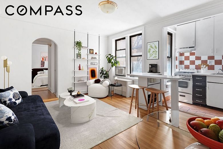 319 West 18th Street #3D
