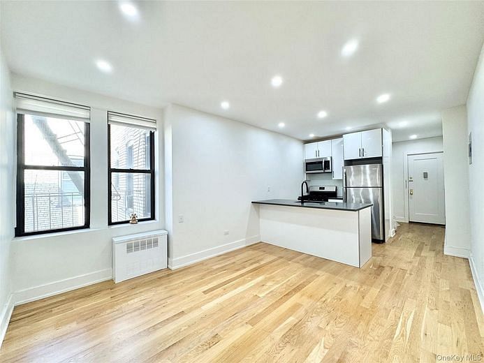 32-86 33rd Street #F8