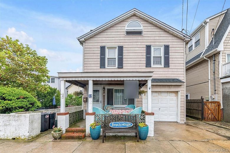 32 Buffalo Avenue