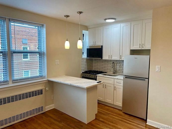 32 Cathedral Avenue #6C