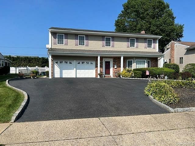 32 Columbine Lane