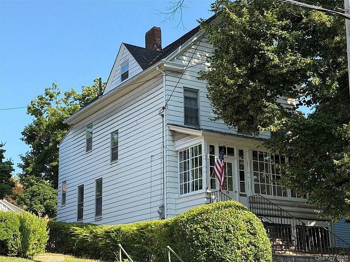 32 Ferris Place