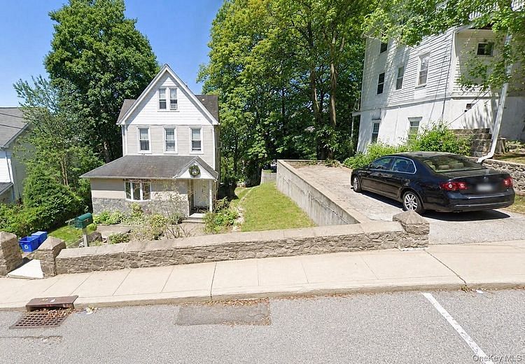 32 Terrace Place
