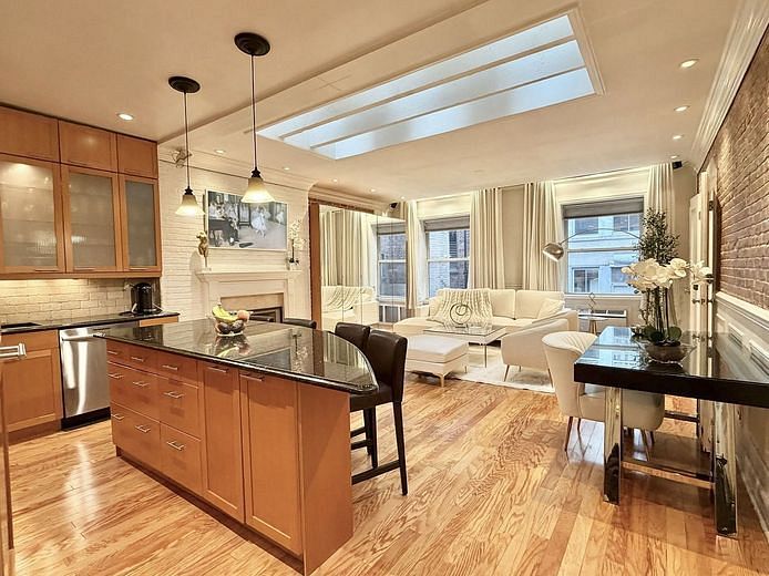 32 West 40th Street #4S