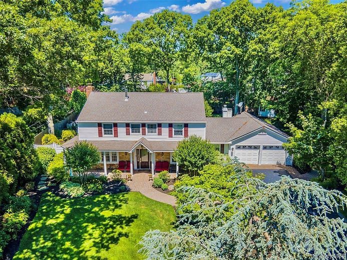32 Westmoylan Lane