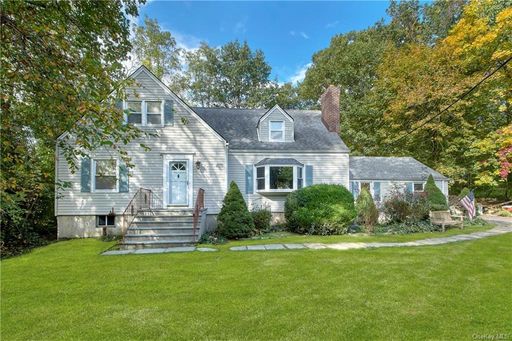 Image 1 of 19 for 32 Willetts Road in Westchester, Harrison, NY, 10528