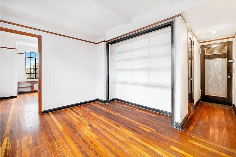 320 East 42nd Street #1718