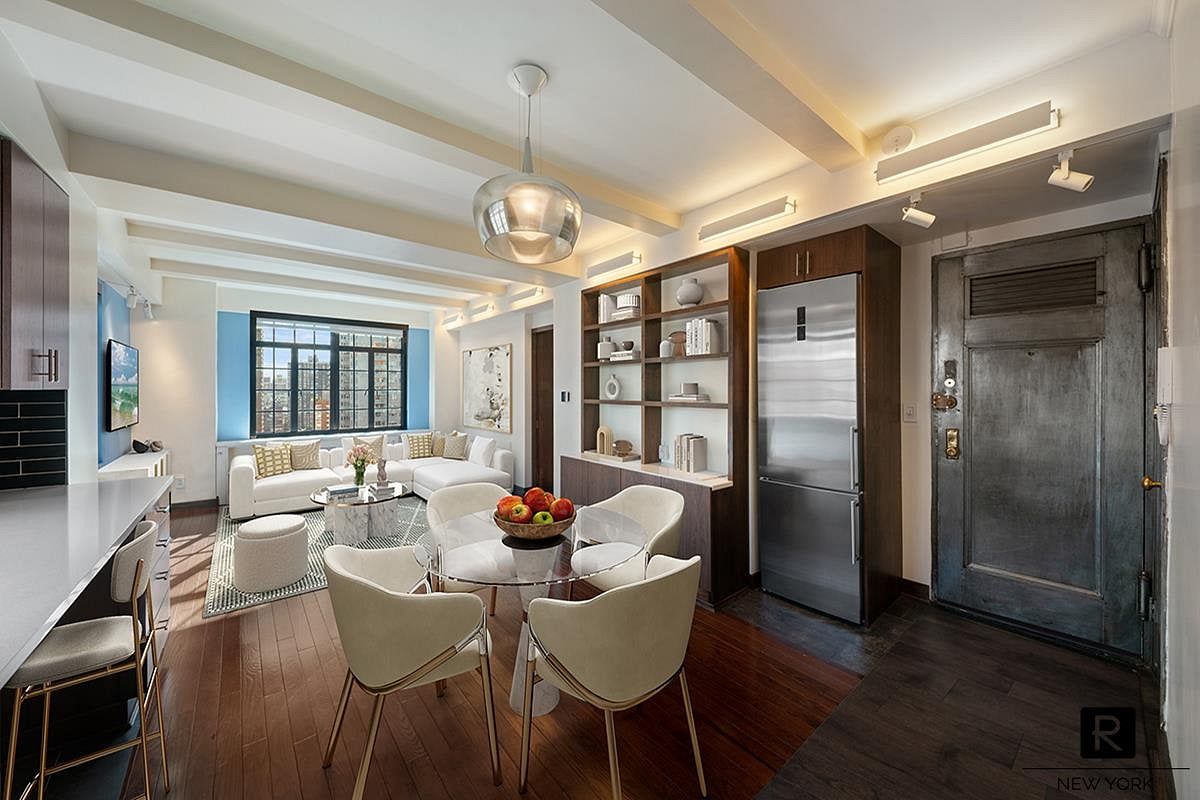 320 East 42nd Street #1918