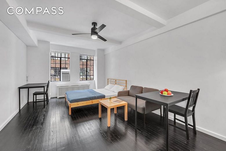 320 East 42nd Street #411