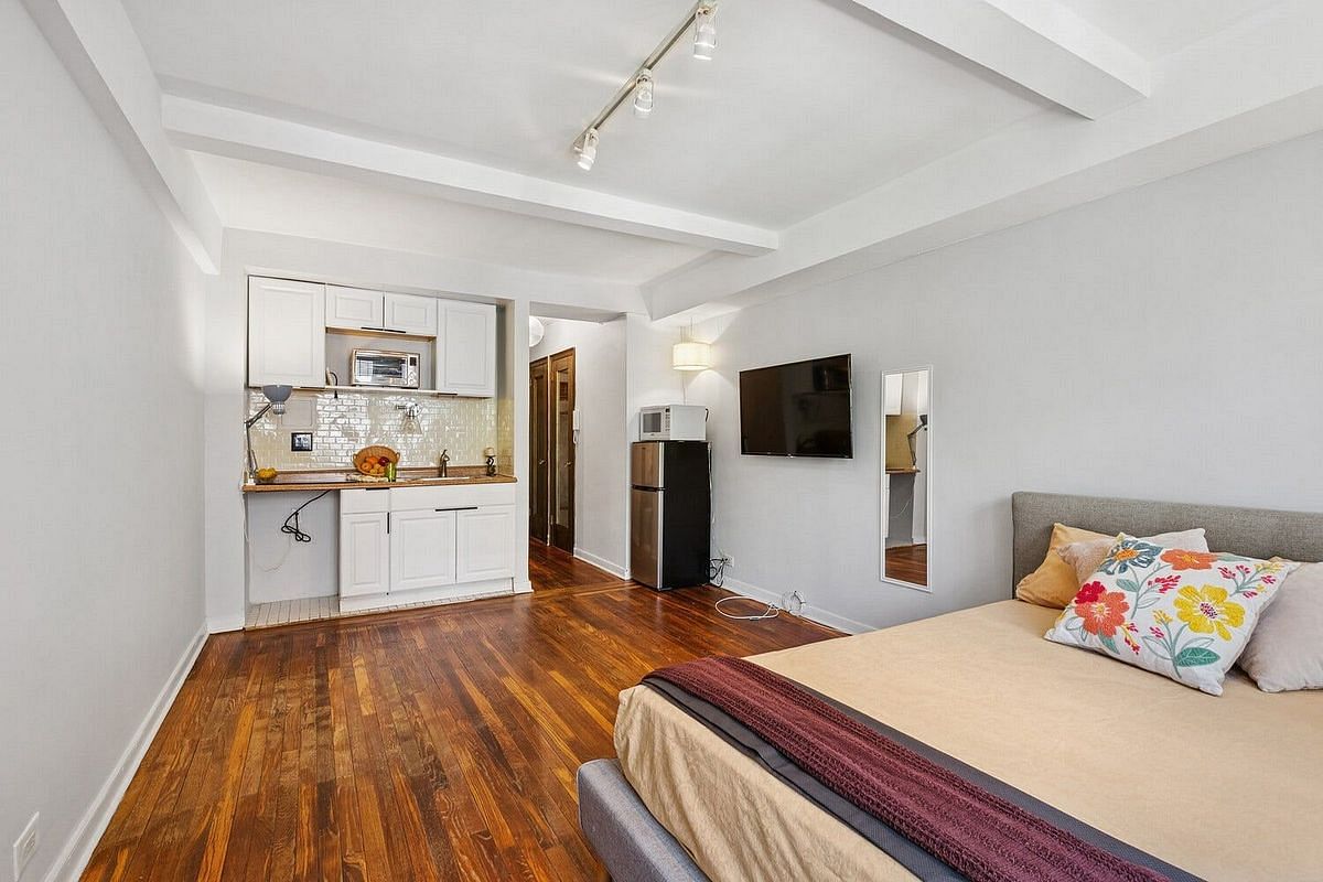 Image 1 of 11 for 320 East 42nd Street #602 in Manhattan, NEW YORK, NY, 10017