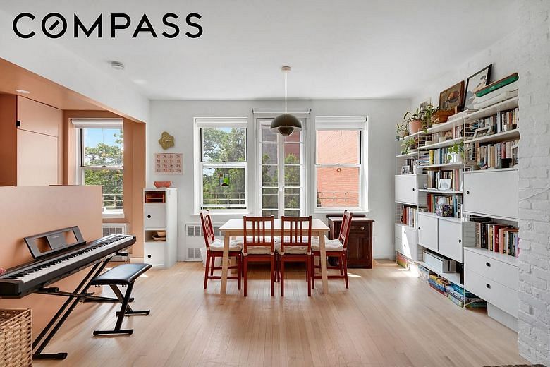 320 Hicks Street #3