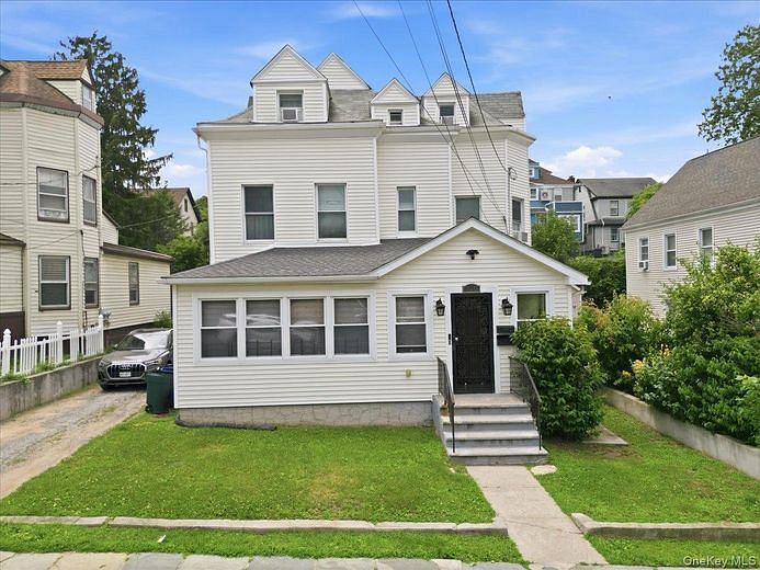320 Highland Avenue