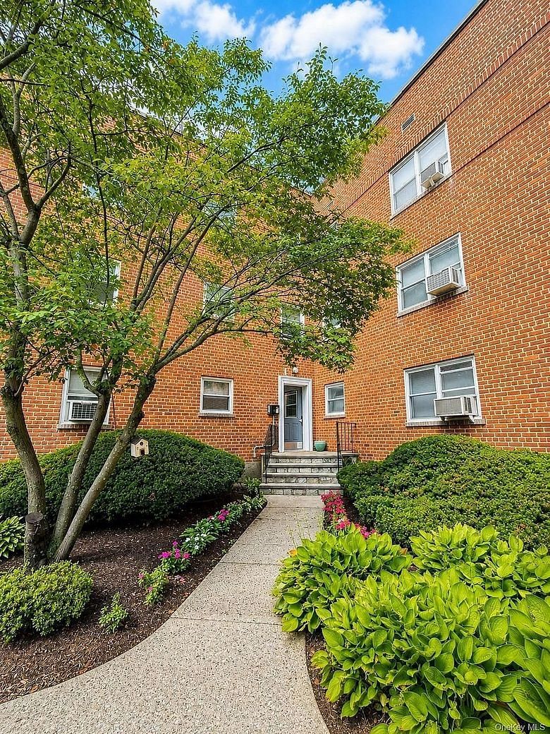 320 S Broadway #T5