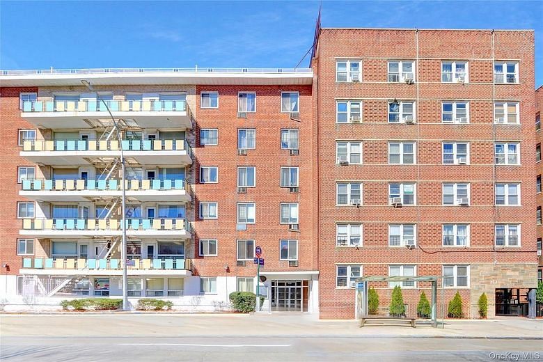 3201 Grand Concourse #4M