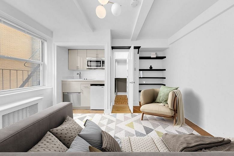 321 East 43rd Street #607