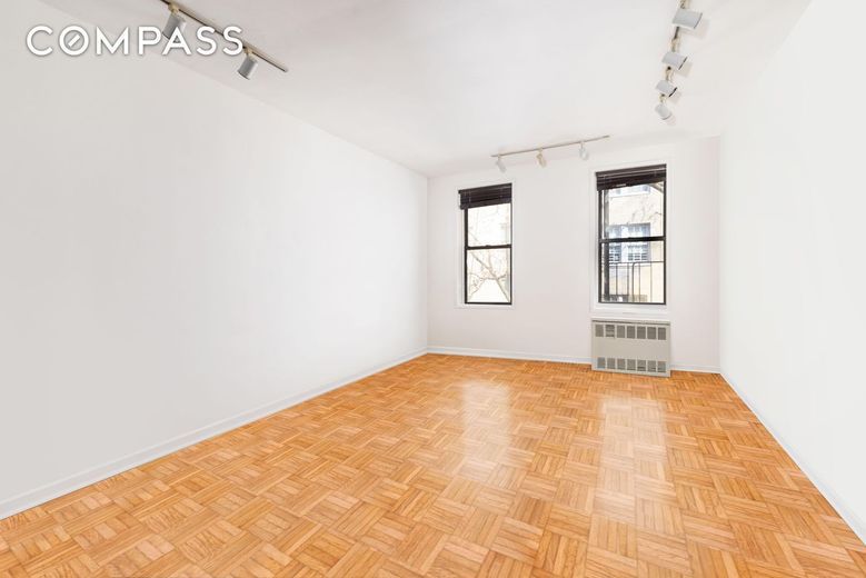 321 East 71st Street #5E