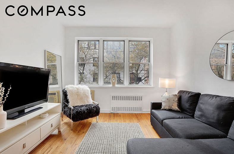 321 East 89th Street #4E