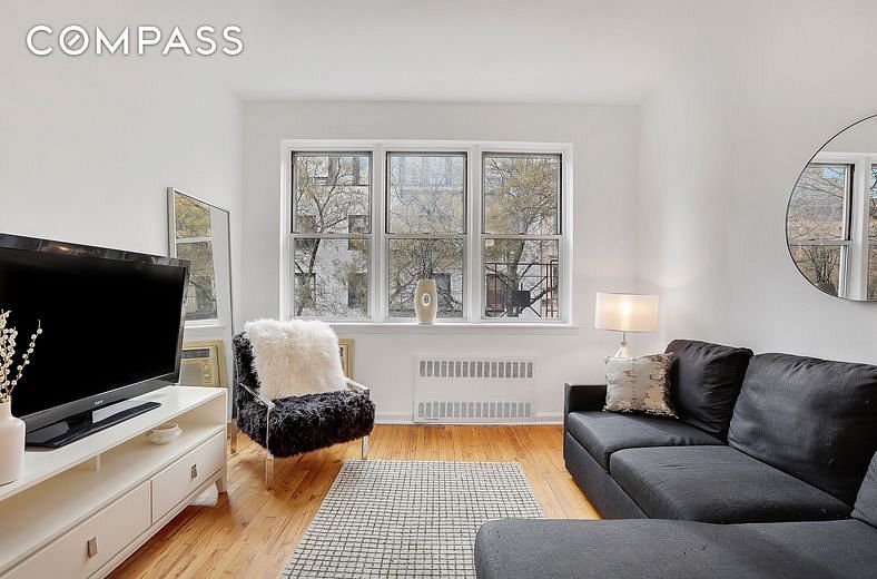 321 East 89th Street #4E