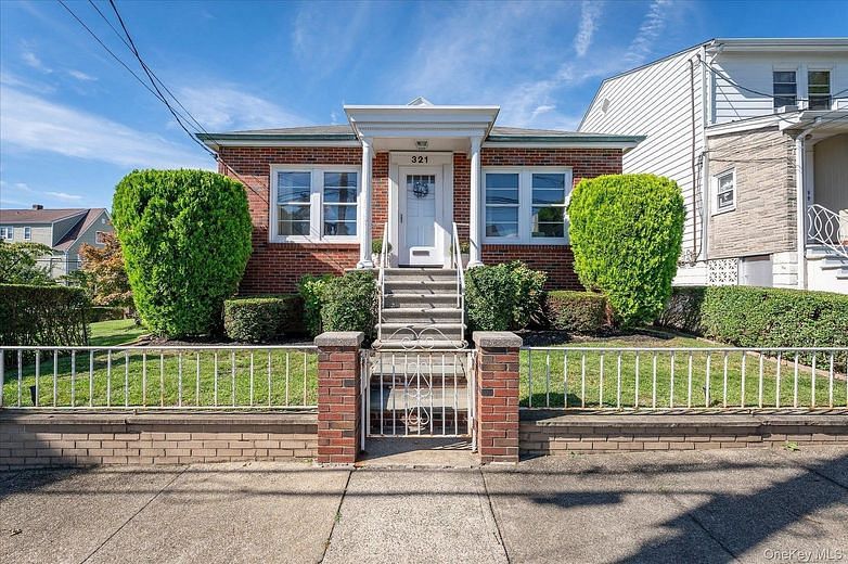 321 Hayward Street