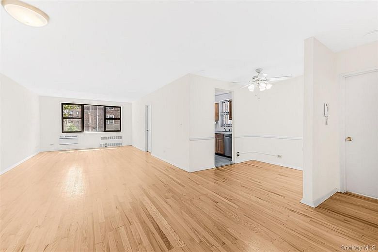 3215 Arlington Avenue #3E