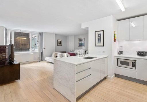 Image 1 of 18 for 322 West 57th Street #25K in Manhattan, New York, NY, 10019
