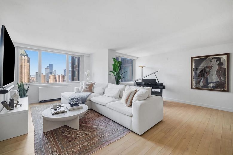 322 West 57th Street #46P