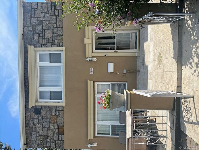 3224 Lafayette Avenue