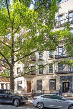 Image 1 of 3 for 323 East 90th Street #123456 in Manhattan, NEW YORK, NY, 10128