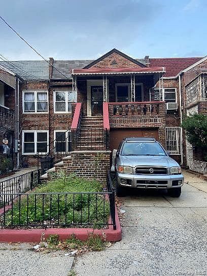 323 East 91 street