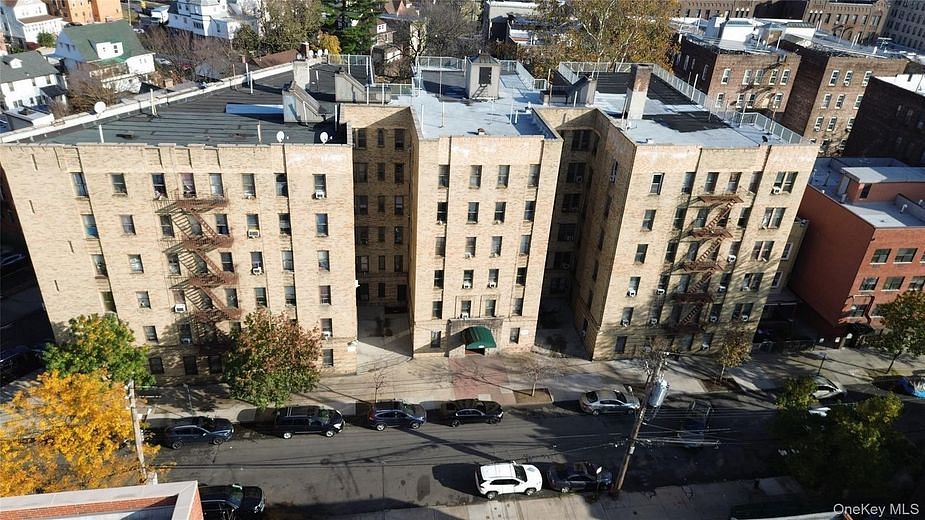 3230 Cruger Avenue #7 Units