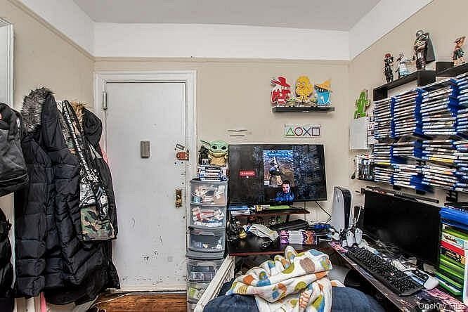 3230 Cruger Avenue #7 Units