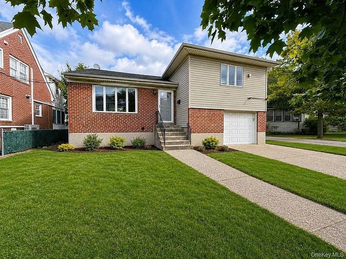 324 Buckingham Road