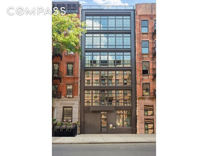 324 East 93rd Street #2