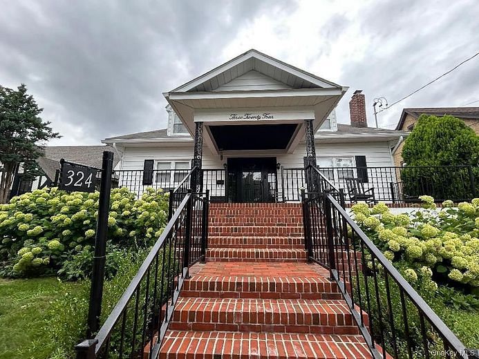 324 Hayward Avenue