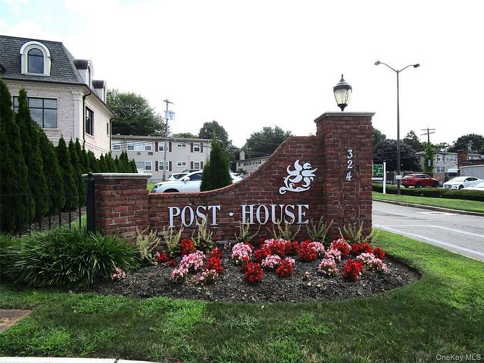 324 Post Avenue #9F