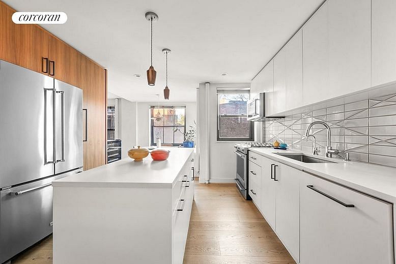 325 Clinton avenue #2B