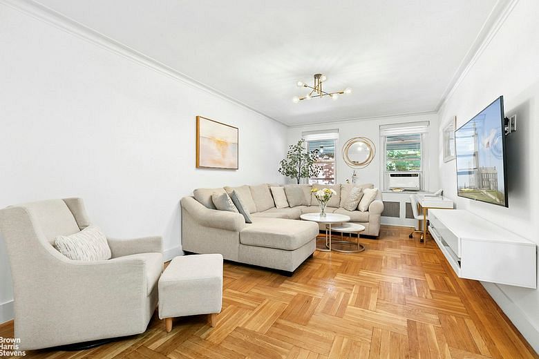 325 East 77th Street #1E