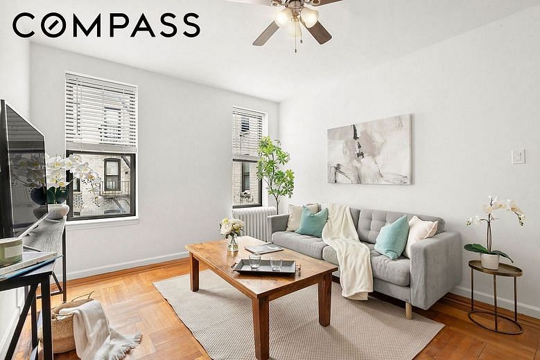 325 Marine Avenue #D1O