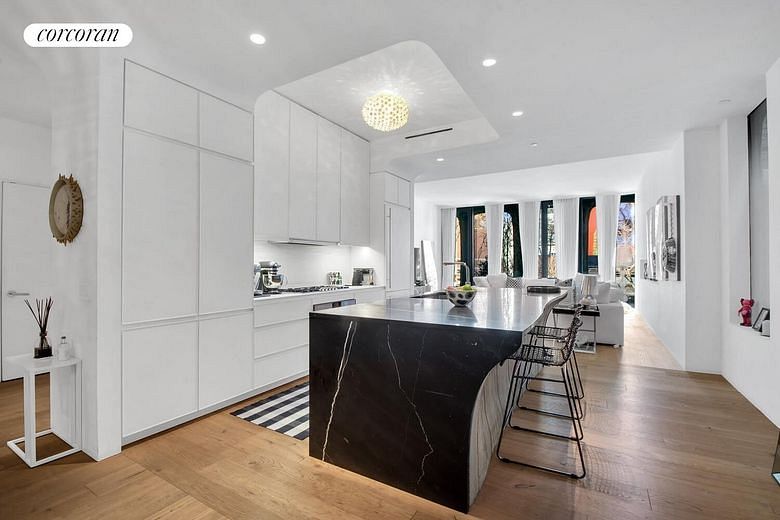 325 West Broadway #2A