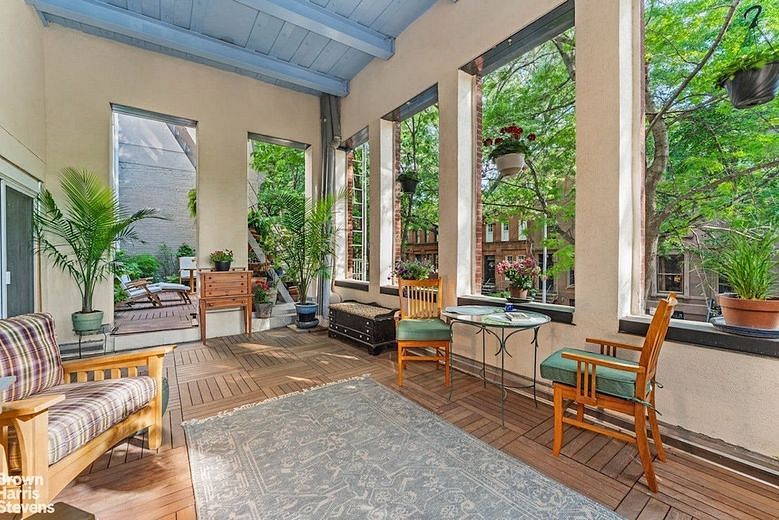 327 4th Street #2F