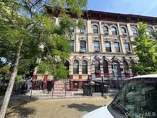 Image 1 of 4 for 327 Vernon Avenue in Brooklyn, New York, NY, 11206