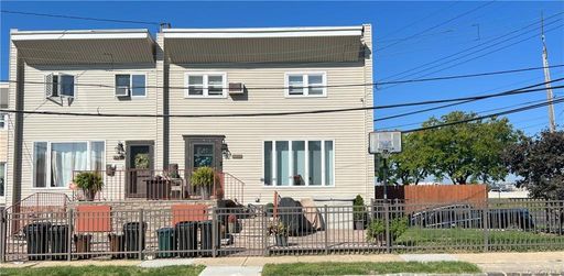 Image 1 of 26 for 3271 Hatting Place in Bronx, NY, 10465