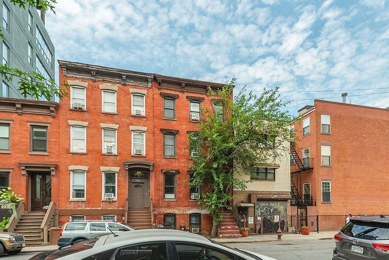 328 Berry Street #MULTIFAMILY